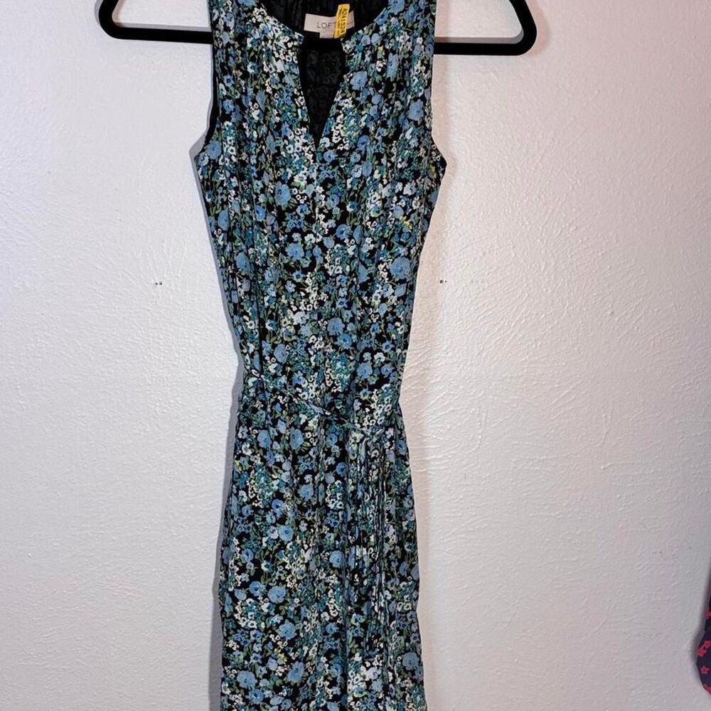 Loft Mini Dress with Tie, VNeck Sleeveles, blue Floral with white size XsP